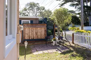 851 Laurel Ave, Pacific Grove, CA 93950 - Photo 25