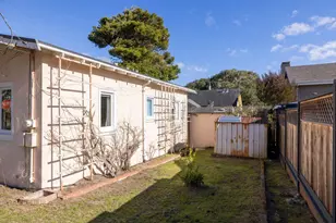 851 Laurel Ave, Pacific Grove, CA 93950 - Photo 27