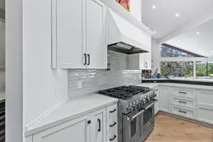 21 Kite Hill Rd, Santa Cruz, CA 95060 - Photo 19