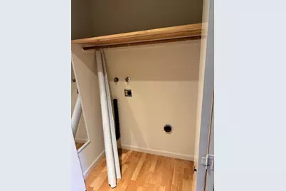 2534 W Middlefield Rd, Mountain View, CA 94043 - Photo 13