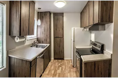 2534 W Middlefield Rd, Mountain View, CA 94043 - Photo 5