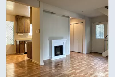 2534 W Middlefield Rd, Mountain View, CA 94043 - Photo 3