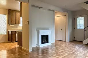 2534 W Middlefield Rd, Mountain View, CA 94043 - Photo 3