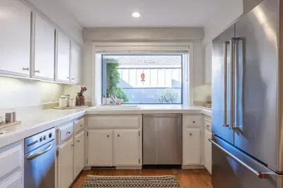9542 Maple Ct, Carmel, CA 93923 - Photo 5