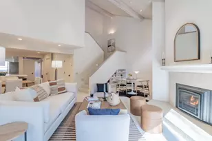 9542 Maple Ct, Carmel, CA 93923 - Photo 7