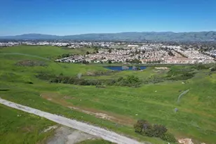 218 William Manly St 2, San Jose, CA 95136 - Photo 55