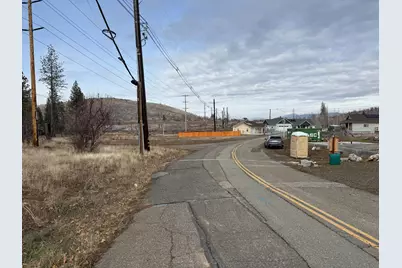 1523 Alameda Ave, Weed, CA 96094 - Photo 27