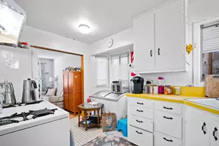 2066 Sterling Ave, Menlo Park, CA 94025 - Photo 17