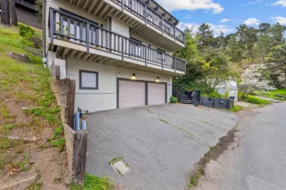 3320 Robinson Dr, Oakland, CA 94602 - Photo 5