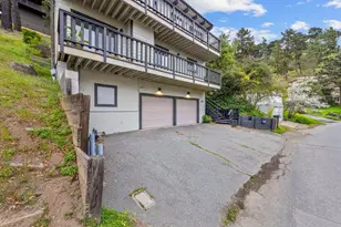 3320 Robinson Dr, Oakland, CA 94602 - Photo 5