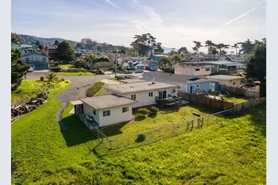 249 Sevilla Ave, El Granada, CA 94018 - Photo 45