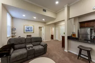 516 Martha St 202, San Jose, CA 95112 - Photo 3