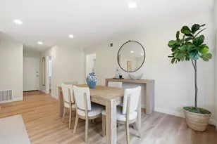 882 San Rafael Ave, Mountain View, CA 94043 - Photo 9