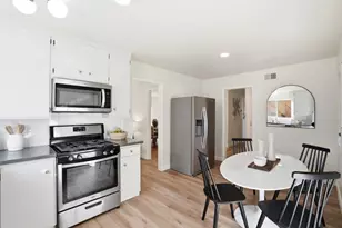 882 San Rafael Ave, Mountain View, CA 94043 - Photo 13