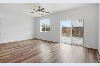 5717 Harcrest Dr, Linda, CA 95901 - Photo 5