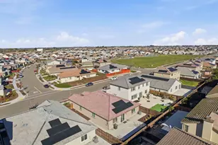 958 Shearwater Rd, Lathrop, CA 95330 - Photo 31