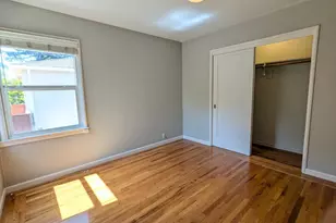 925 Oak Ln, Menlo Park, CA 94025 - Photo 17