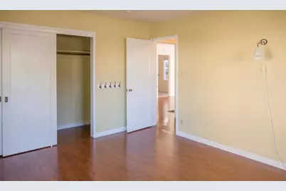 925 Oak Ln, Menlo Park, CA 94025 - Photo 9