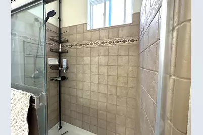 718 Roble St, Watsonville, CA 95076 - Photo 15