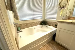 718 Roble St, Watsonville, CA 95076 - Photo 33