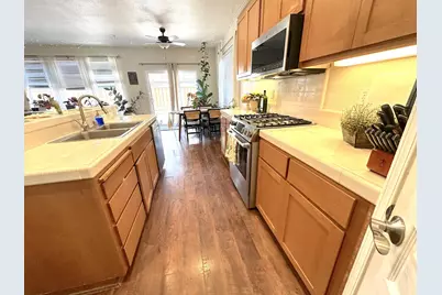 718 Roble St, Watsonville, CA 95076 - Photo 23