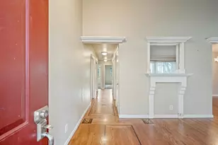 1005 Cherry Ct, Hollister, CA 95023 - Photo 5