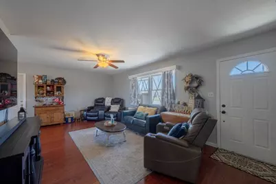530 El Camino Paraiso, Hollister, CA 95023 - Photo 5