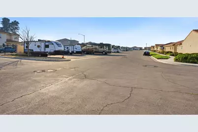 618 Machado St, Los Banos, CA 93635 - Photo 81