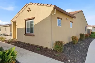 618 Machado St, Los Banos, CA 93635 - Photo 3