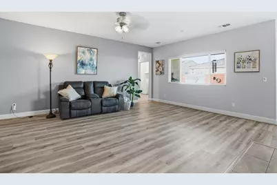 618 Machado St, Los Banos, CA 93635 - Photo 11