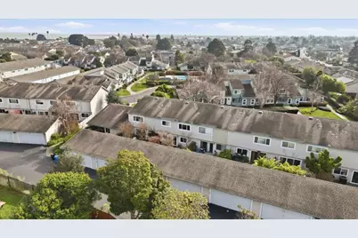 1018 Condor Ln, Foster City, CA 94404 - Photo 35