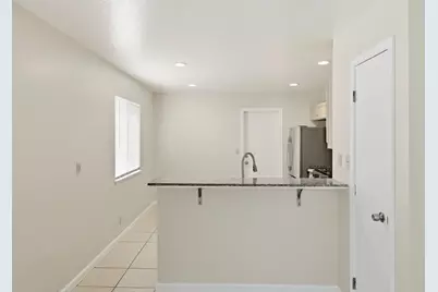 609 Saint George Dr, Salinas, CA 93905 - Photo 11