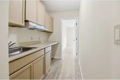 609 Saint George Dr, Salinas, CA 93905 - Photo 9