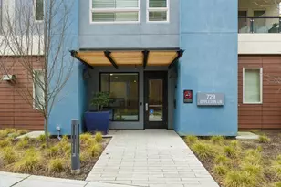 729 Eppleton Ln 303, Foster City, CA 94404 - Photo 3