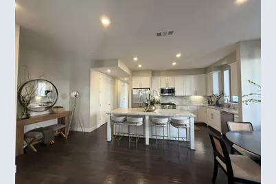 729 Eppleton Ln 303, Foster City, CA 94404 - Photo 3