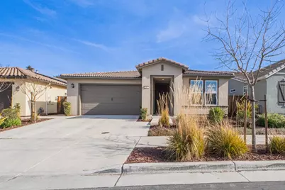 581 Segovia Dr, Hollister, CA 95023 - Photo 1