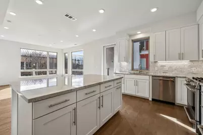 1058 Foster Square Ln 204, Foster City, CA 94404 - Photo 23