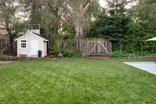 2134 Clayton Dr, Menlo Park, CA 94025 - Photo 29