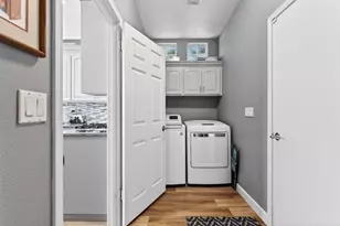 233 Montclair Ln, Salinas, CA 93906 - Photo 13