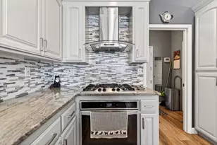 233 Montclair Ln, Salinas, CA 93906 - Photo 11