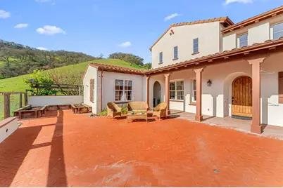 1190 Olympic Ct, Gilroy, CA 95020 - Photo 3