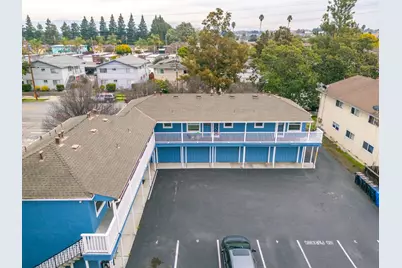 675 Johanna Ave, Sunnyvale, CA 94085 - Photo 5