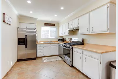 1035 C St, Hollister, CA 95023 - Photo 11