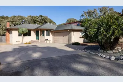 712 Sunset Dr, Pacific Grove, CA 93950 - Photo 1