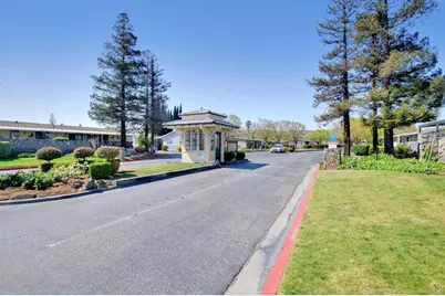 401 Chateau La Salle 401, San Jose, CA 95111 - Photo 13