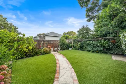 1385 Elm St, San Carlos, CA 94070 - Photo 13