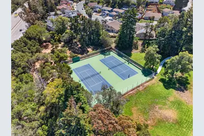 29 Weepingridge Ct, San Mateo, CA 94402 - Photo 37