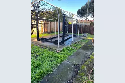 301 Colville Dr, San Jose, CA 95123 - Photo 3