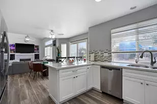 5301 Sage Ct, Stockton, CA 95219 - Photo 13