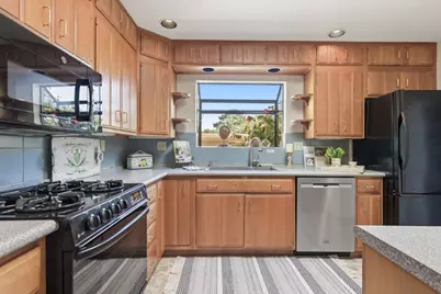 150 Shady Ln, Monterey, CA 93940 - Photo 11